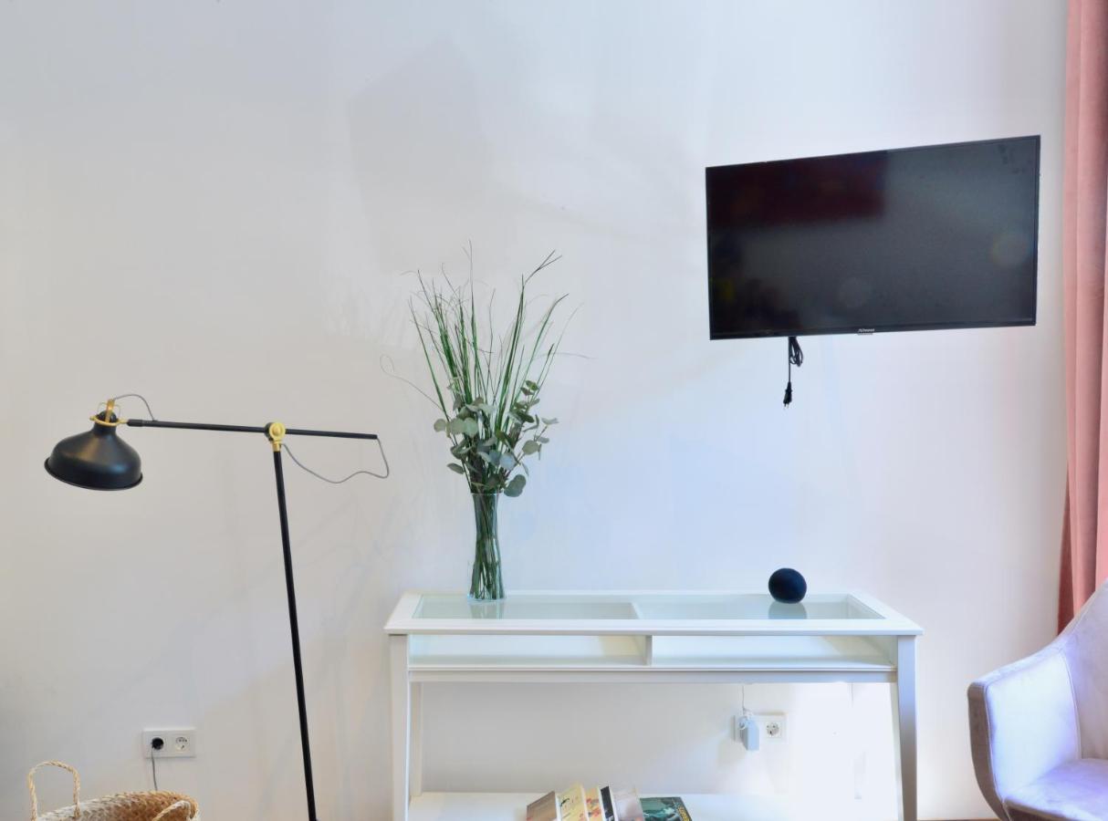 Apartamento Charming Studio In Servitenviertel I Viena Exterior foto