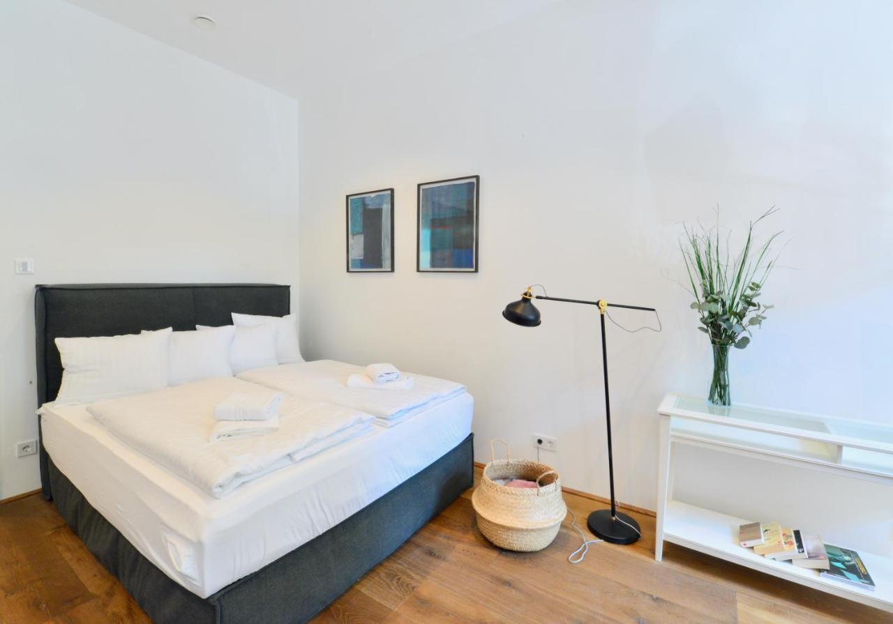 Apartamento Charming Studio In Servitenviertel I Viena Exterior foto